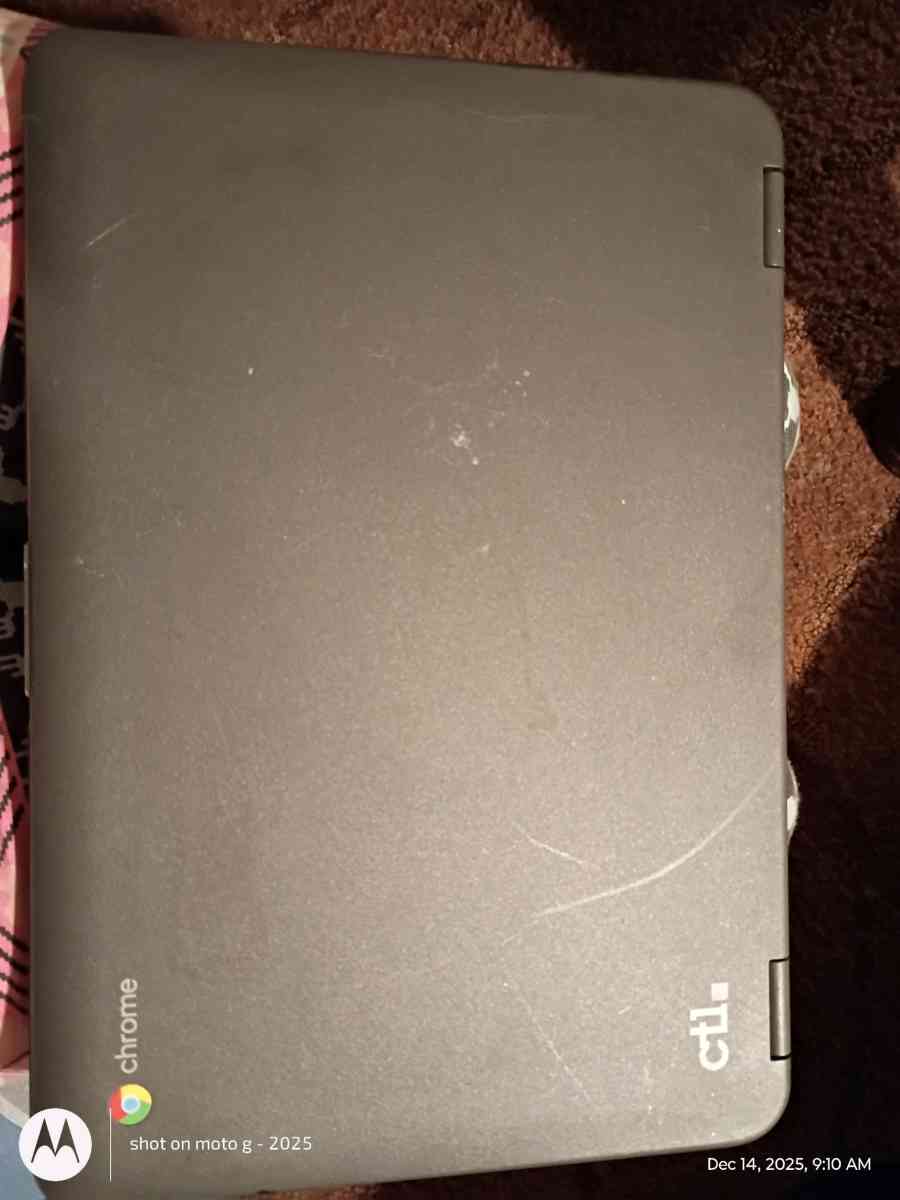 Chromebook Laptop