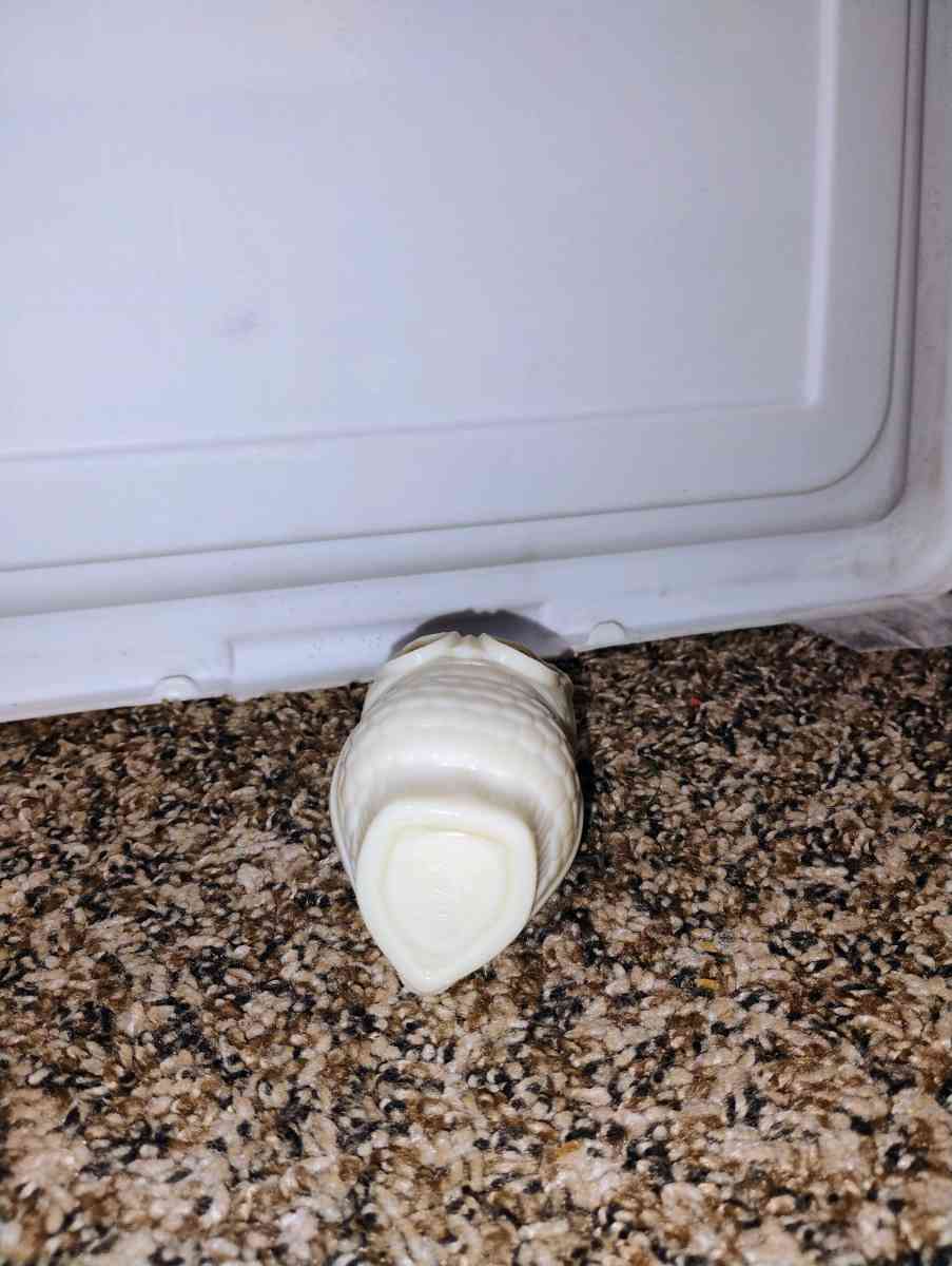 vintage avon screech owl milk glass perfume jar in amazing