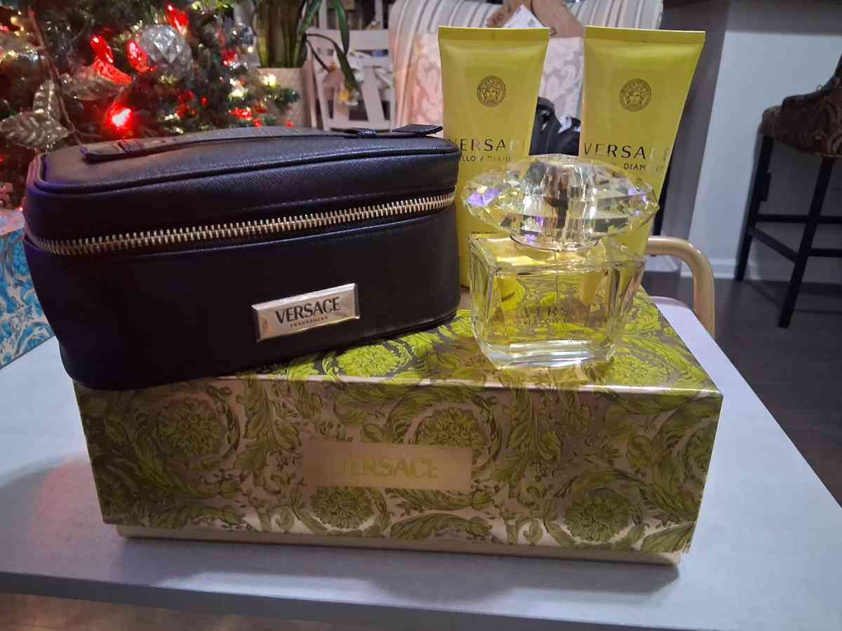 VERSACE YELLOW DIAMOND Perfume