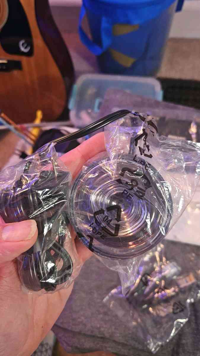 Philips Sonicare DiamondClean 9300 series electric toothbrus