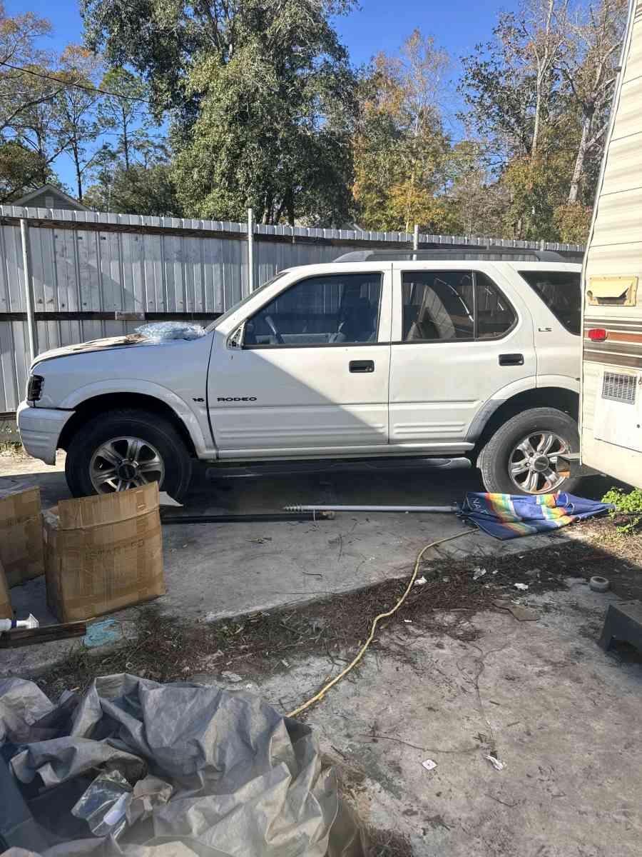 1999 Isuzu Rodeo