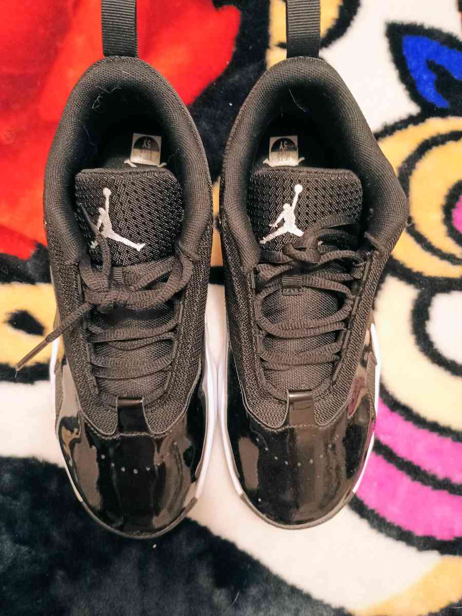 Boys Jordans