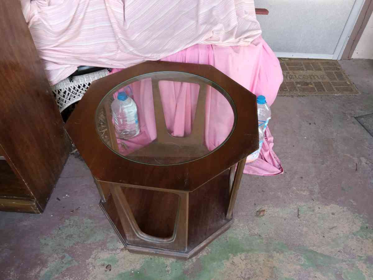 End table