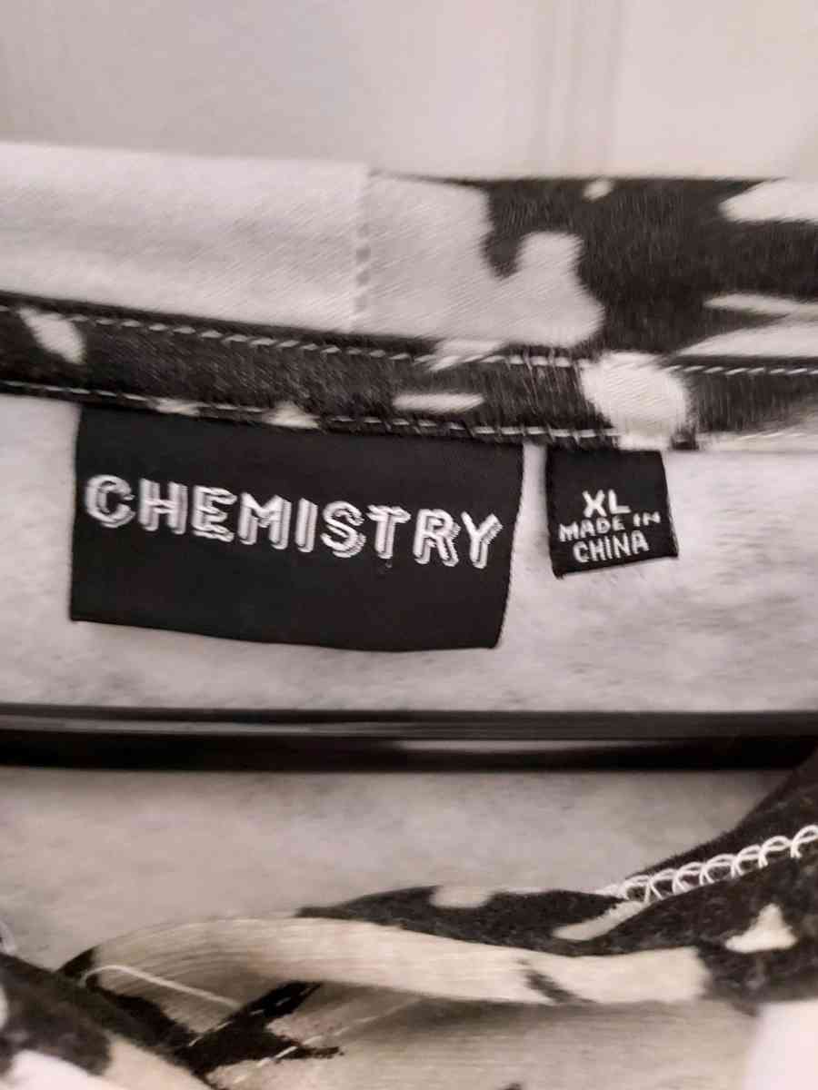 Cropped Tupac hoodie