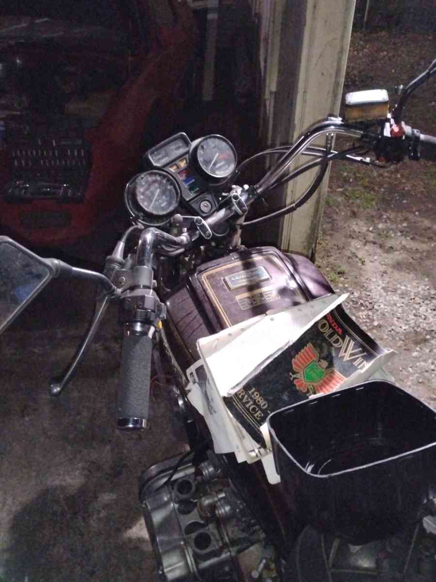 I have a 1980 Honda goldwing GL1100