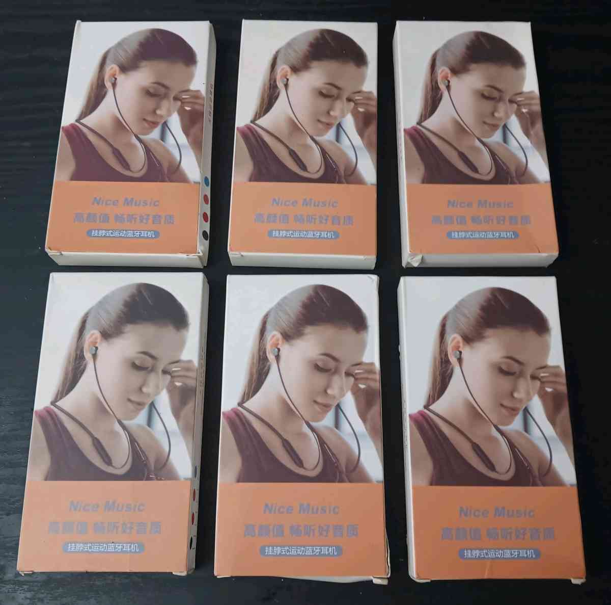 MUSIC WIRED NECK WIRELESS EARBUDS