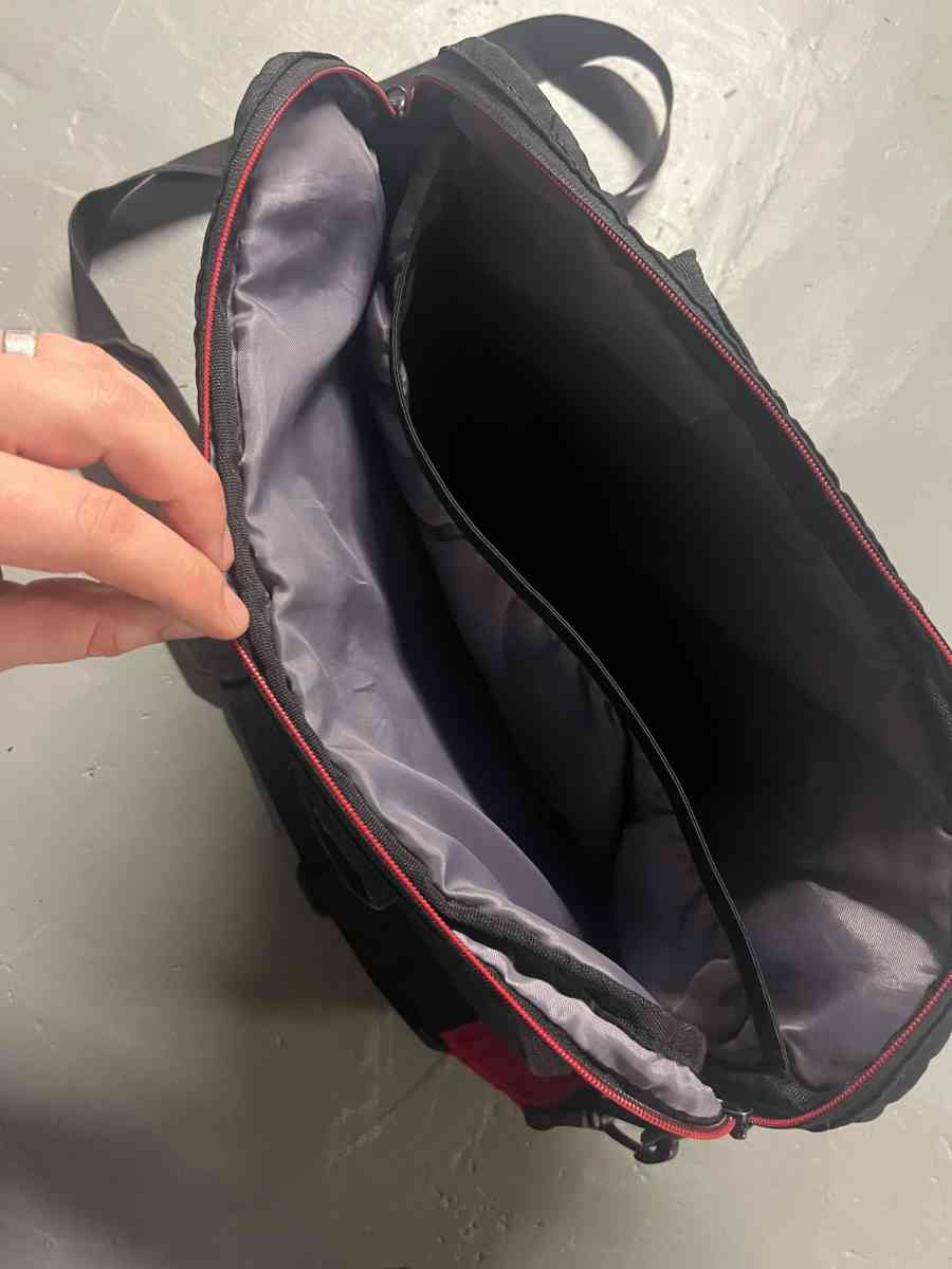 USED  Lenovo Laptop Bag  ThinkPad Pro Docking Station Type 4