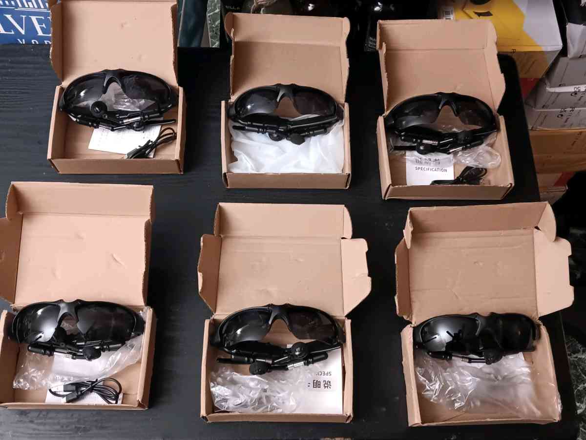 BT BIKER STYLE SMART SUNGLASSES