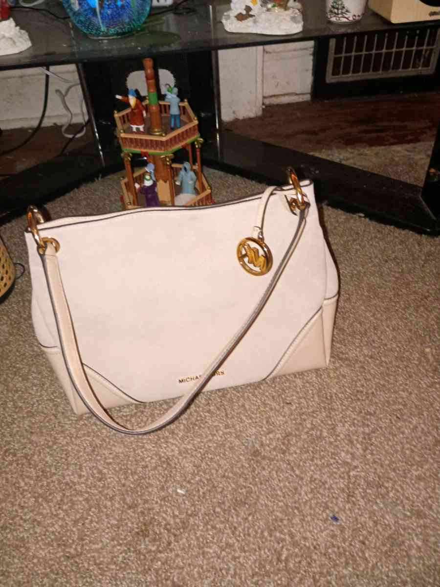 Michael kors purse