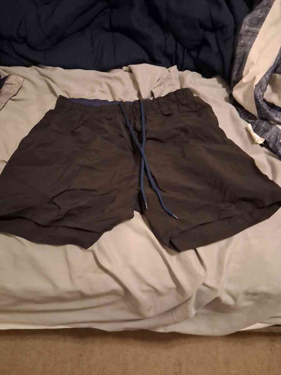 mens shorts