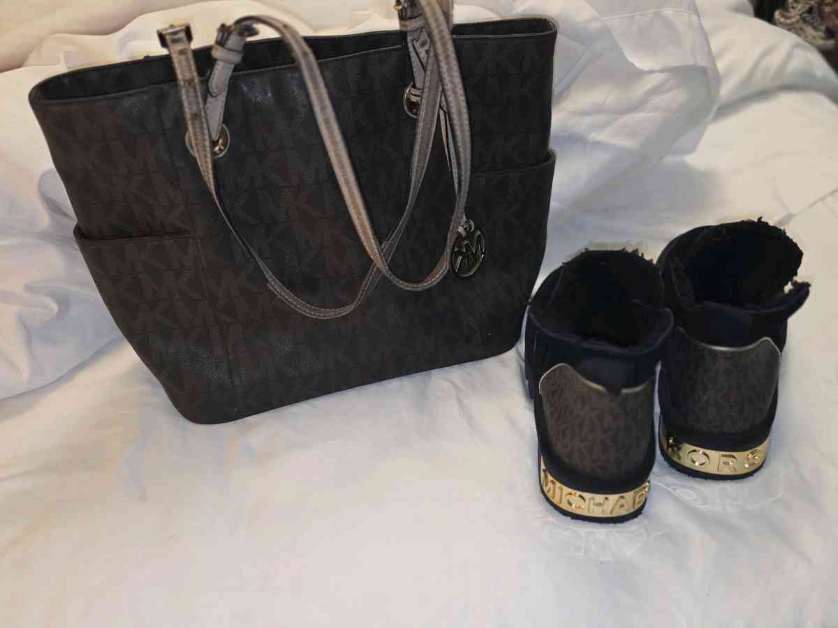 Michael Kors Jet Set large tote and MK  Alfie Booties