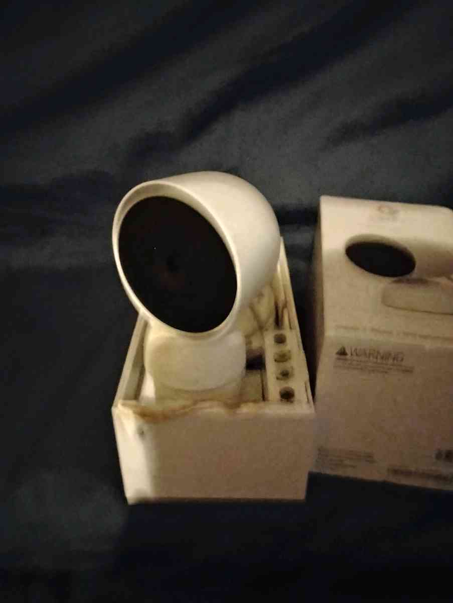 Google nest and Google hub camera and monitor