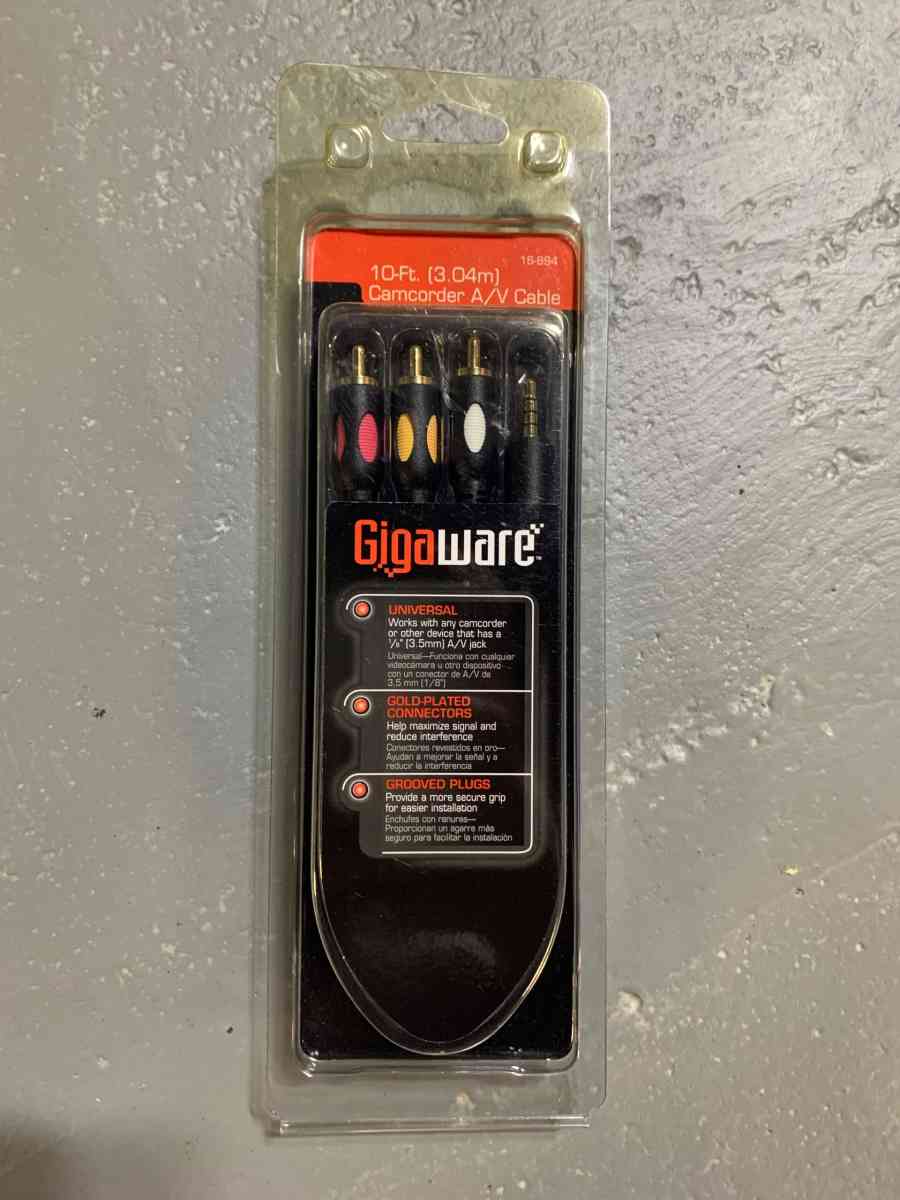 NEW Gigaware 10Foot Camcorder AV Cable 16894