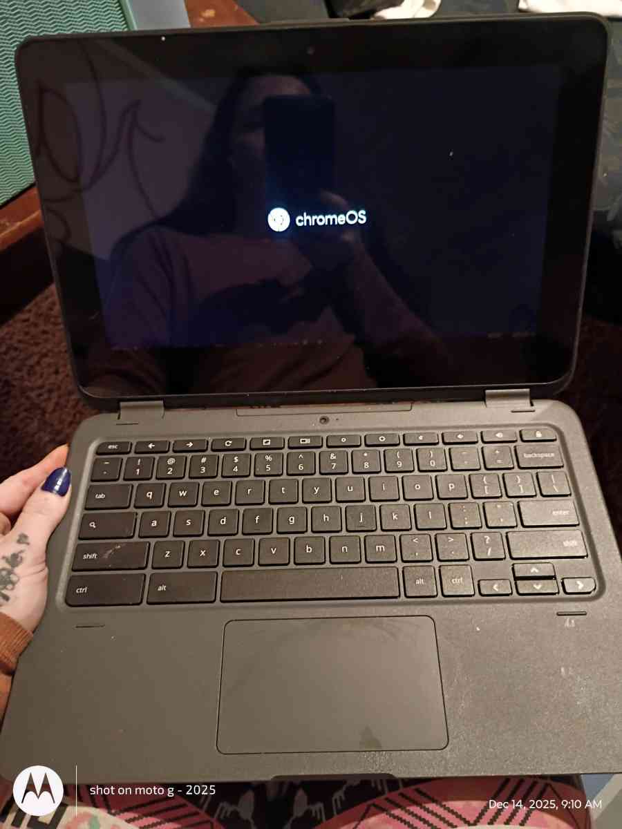 Chromebook Laptop