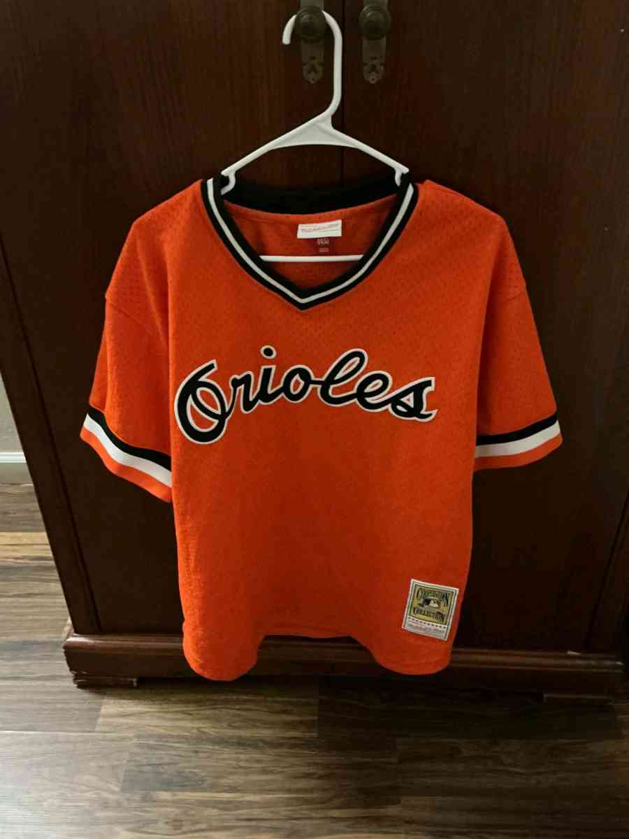 Mens XL Orange 8 Orioles Jersey