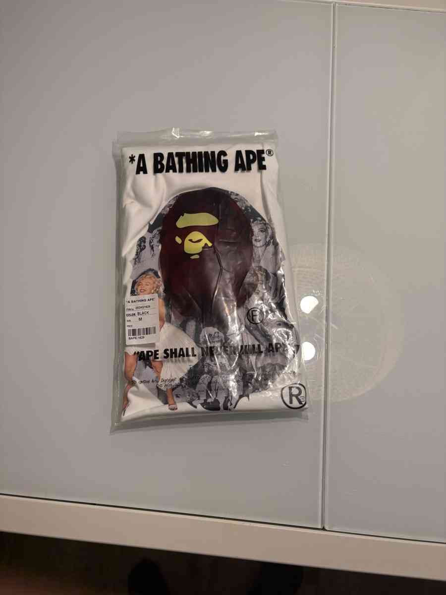 bape tee