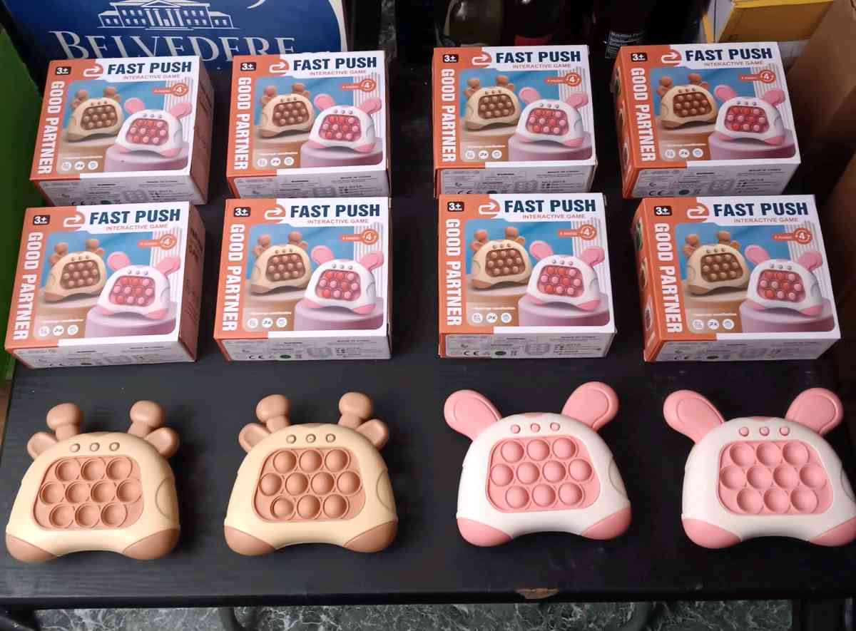 INTERACTIVE FAST PUSH POP GAMES