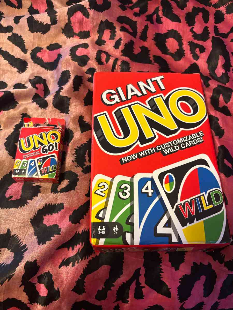 Giant uno cards
