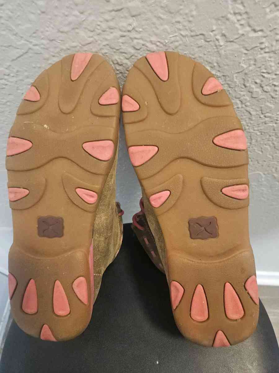 Twisted X Chukka Driving Mocs