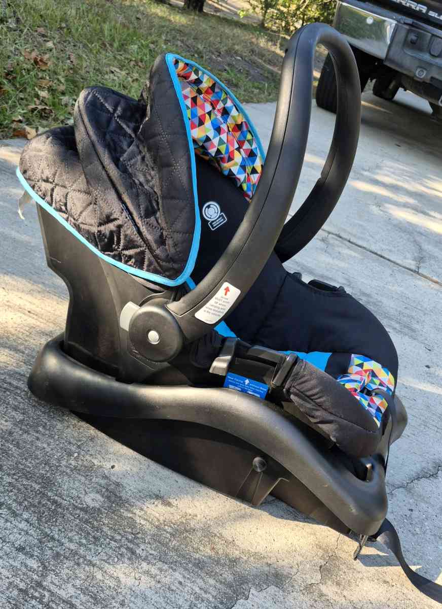 Cosco Light n Comfy DX LX Car Seat Blue