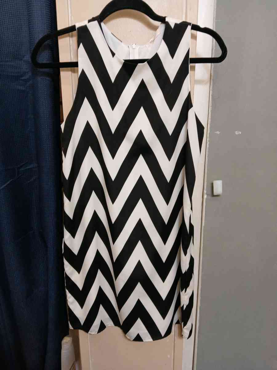 Everly Black and White Dress