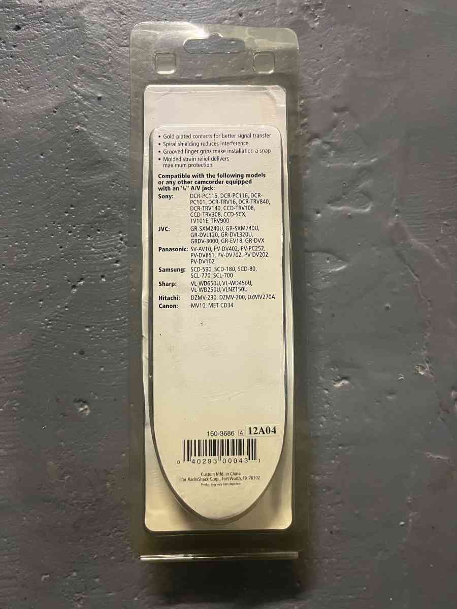 NEW RadioShack 10Feet Camcorder AV Cable Gold Plated 163686