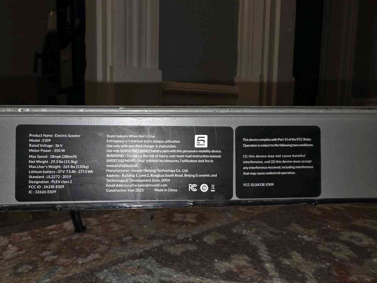 5th wheel E scooter hardly used