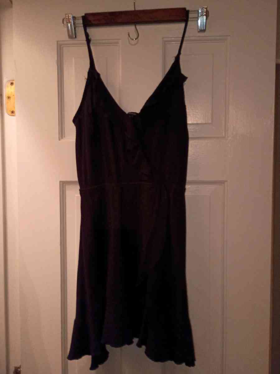 FAIRLY Worn Smaller Womens Cloths