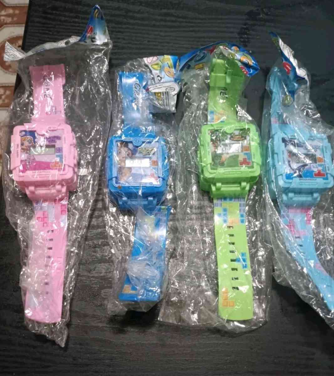 KIDS DIGITAL GAMING WATCHES
