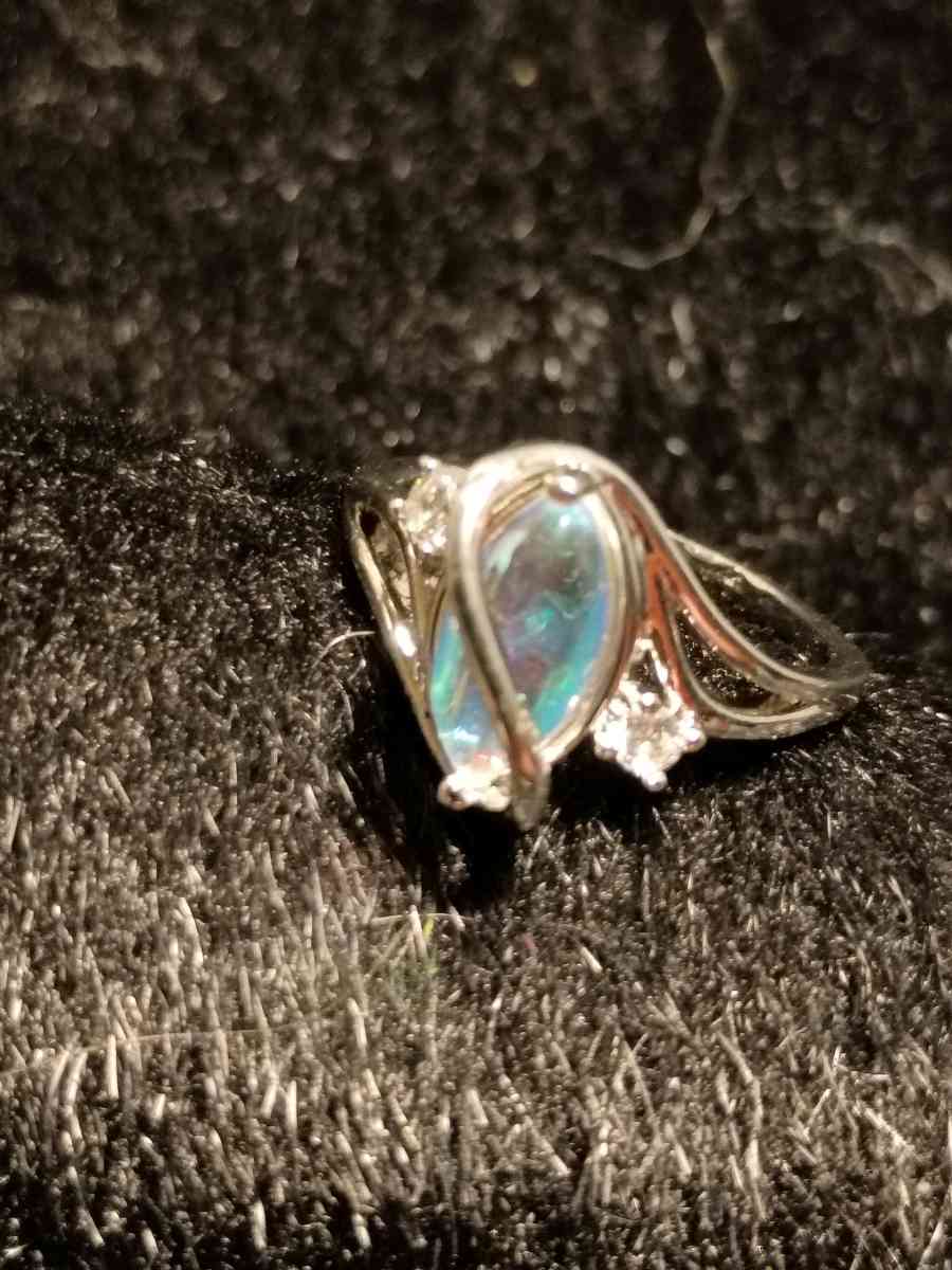 925 sterling opal ring