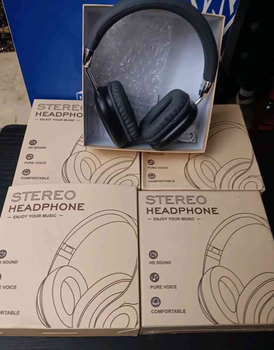 STERO SOUND WIRELESS HEADPHONES