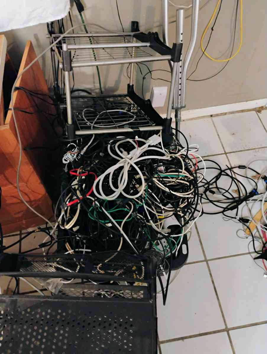 LOT Of Enterprise computer equipment