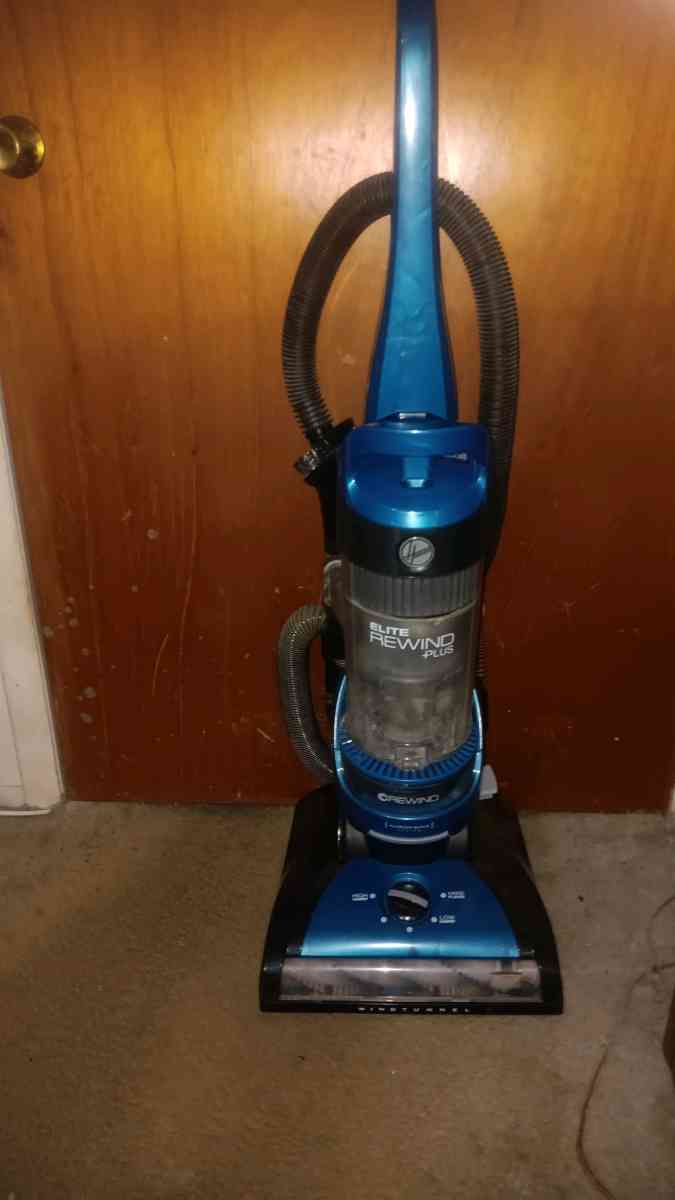 HOOVER UPRIGHT VACUUM