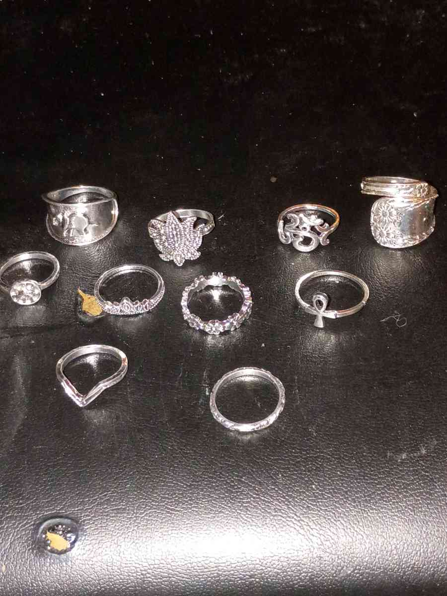 lot of 10 rings