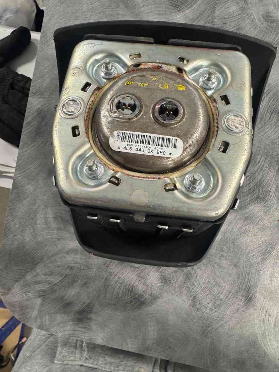 k and k auto parts martinsville Rd Bellevill mI