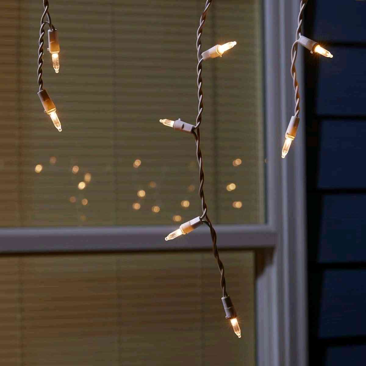 GE StayBright 150 Icicle Light String Holiday Christmas Mult