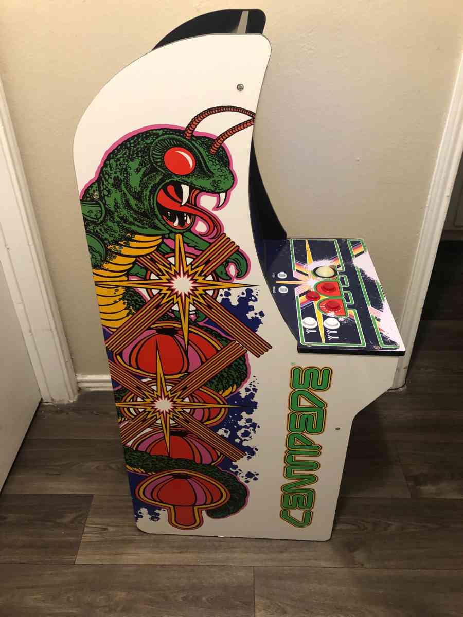 Arcade Centipede Game Console