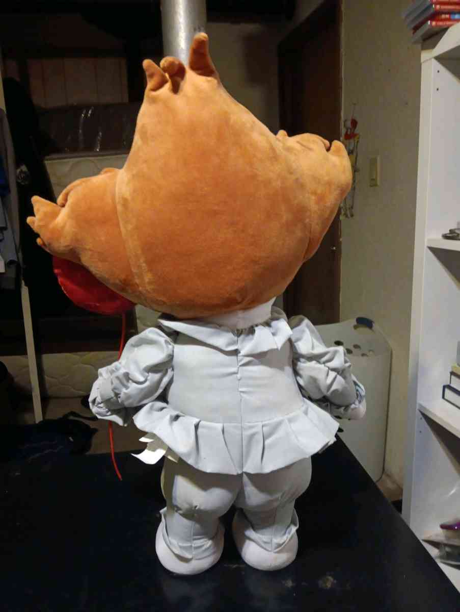 pennywise standing doll