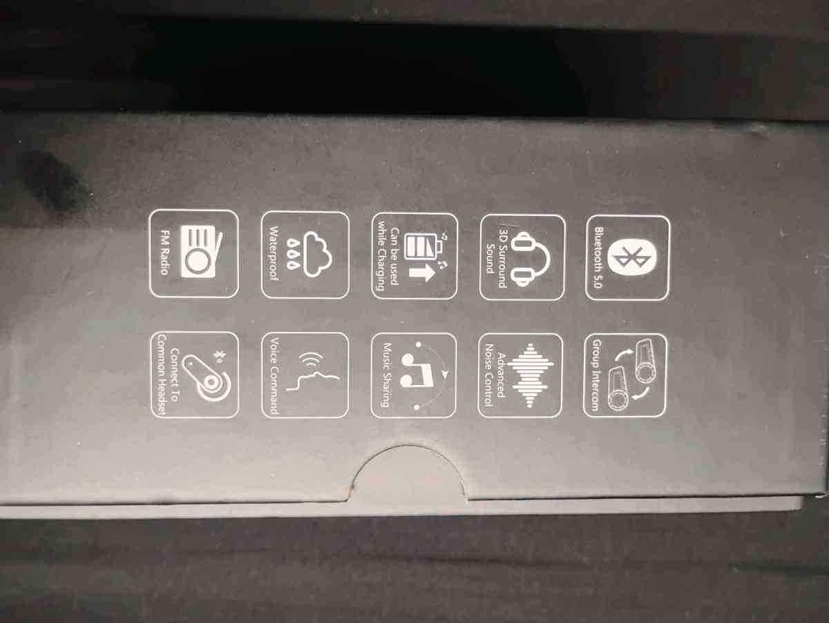 Freed onn helmet Bluetooth intercom