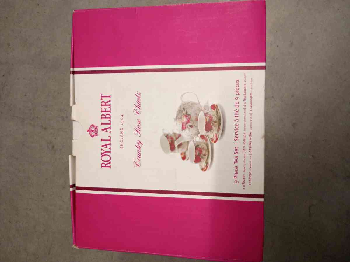 Royal Albert Tea Set