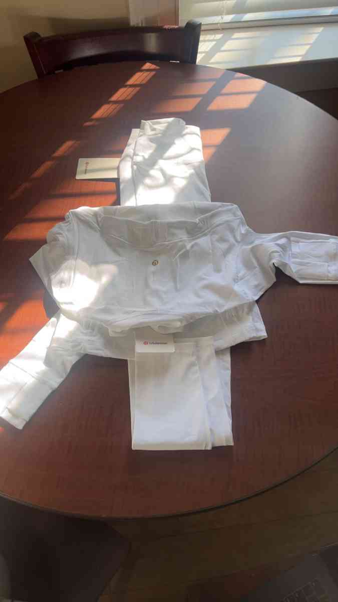 white Lululemon