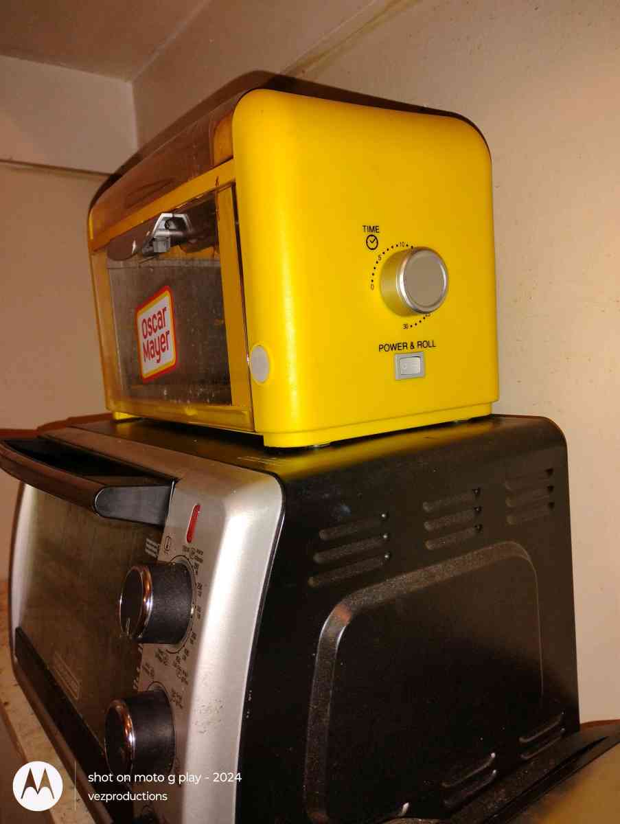 Oscar Mayer weiner hot dog griller and oven toaster