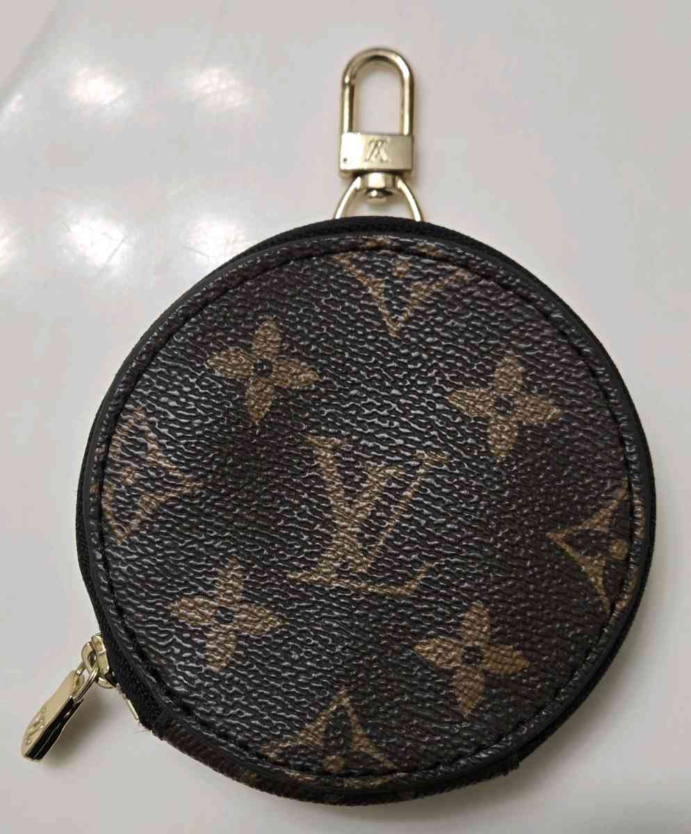 Louis Vuitton accessorie