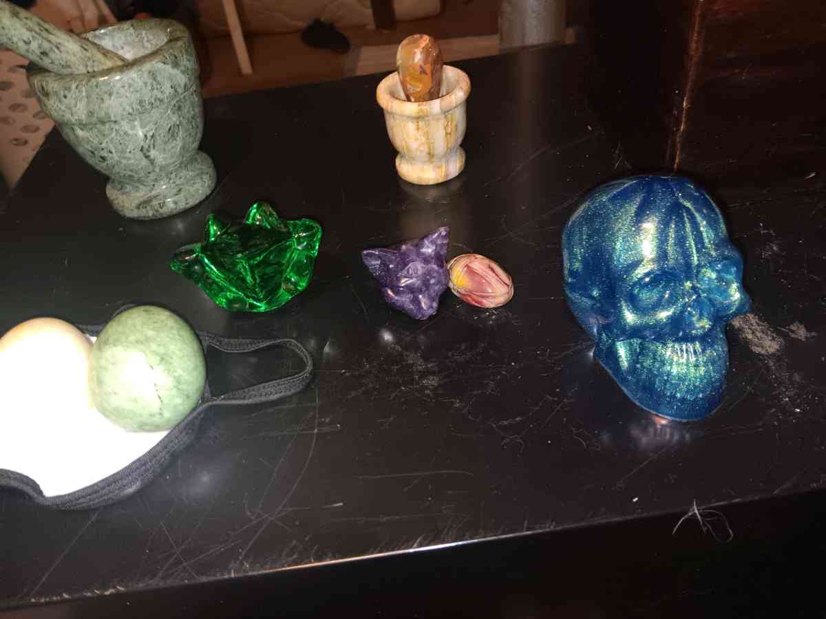 random mineral items