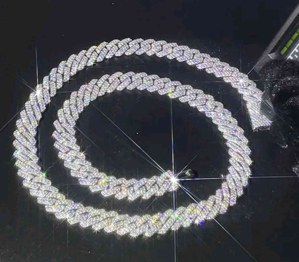 Brand New 12mm Moisainite Cuban Link 22