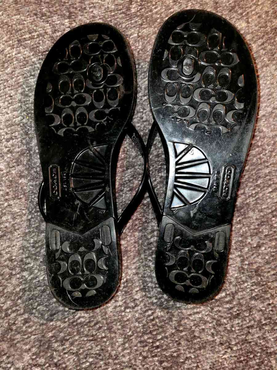 COACH jelly flip flops size 8 NWOT