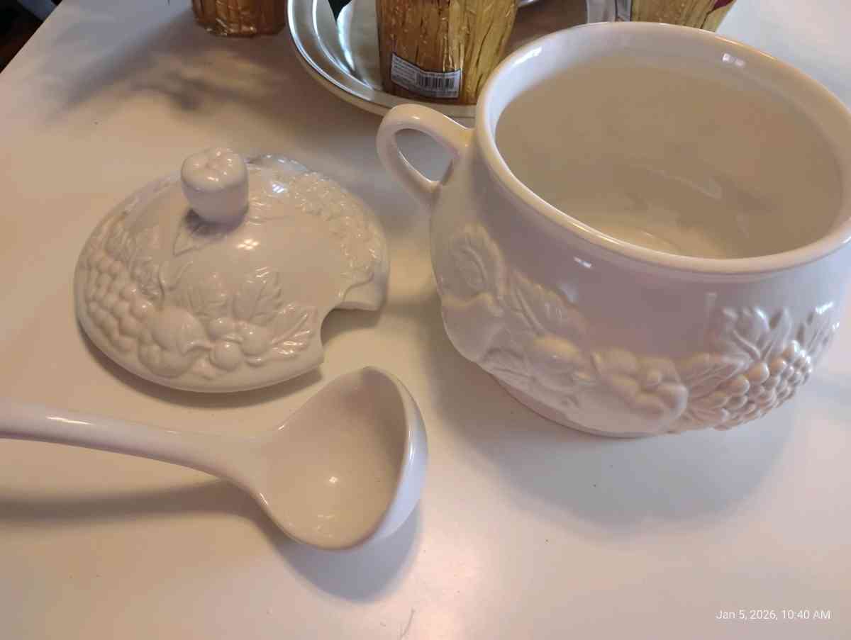 vintage bowl with spoon and lid