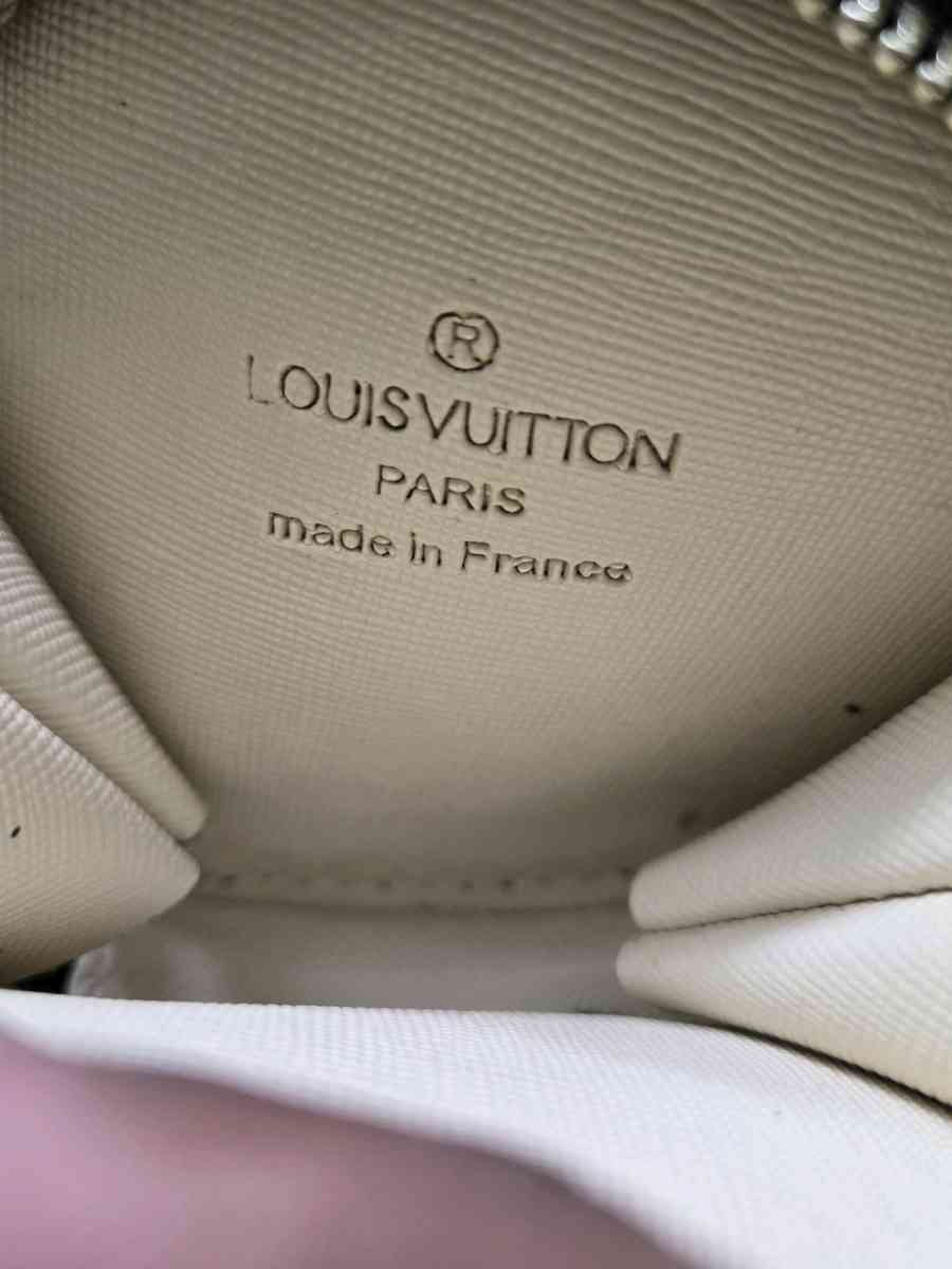 Louis Vuitton accessorie