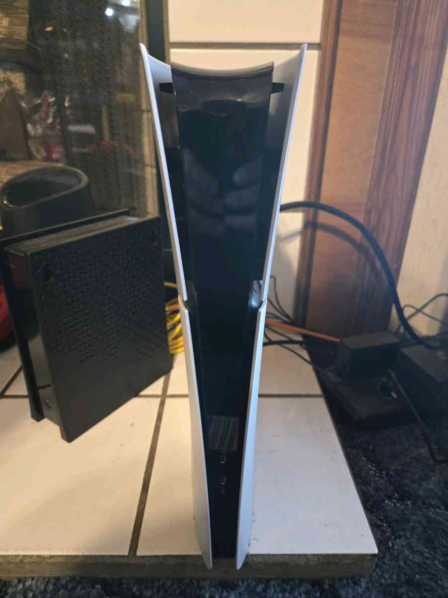 playstation 5 digital with extra remote