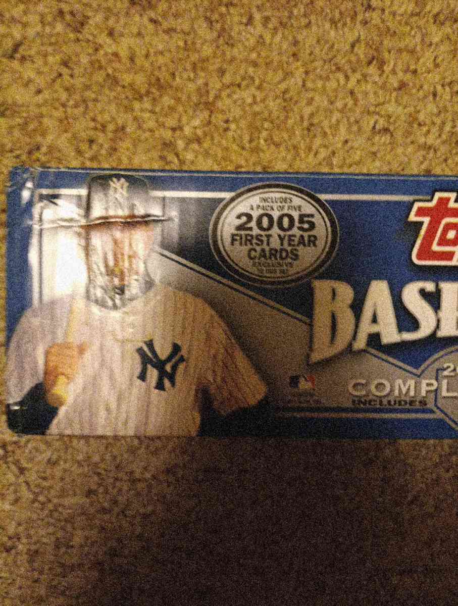 2005 in open Topps baseball cards